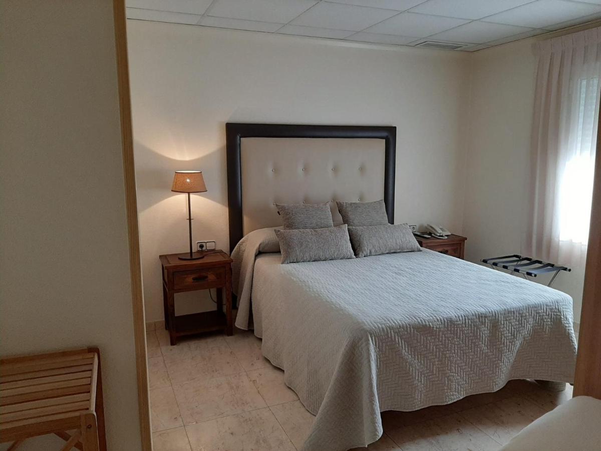 Hostal El Retiro Almoradí エクステリア 写真