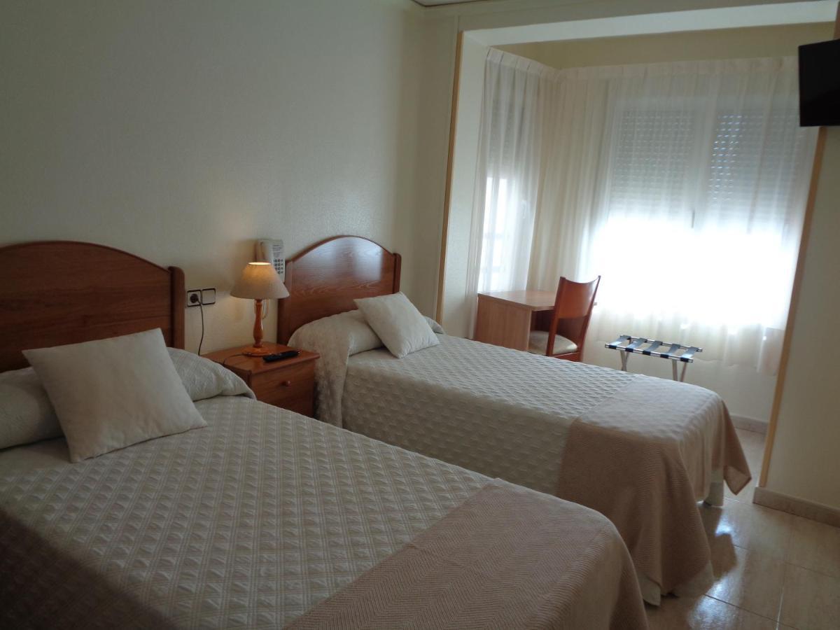 Hostal El Retiro Almoradí エクステリア 写真