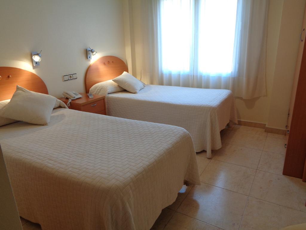 Hostal El Retiro Almoradí エクステリア 写真