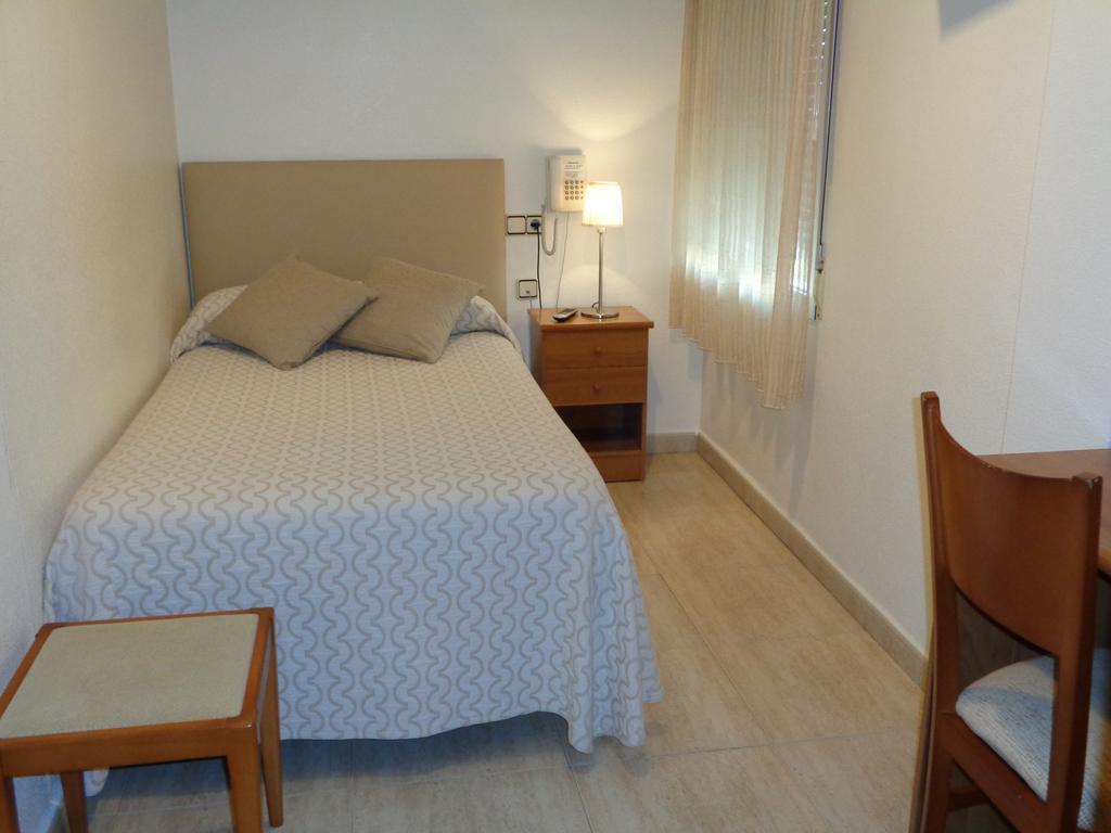 Hostal El Retiro Almoradí エクステリア 写真