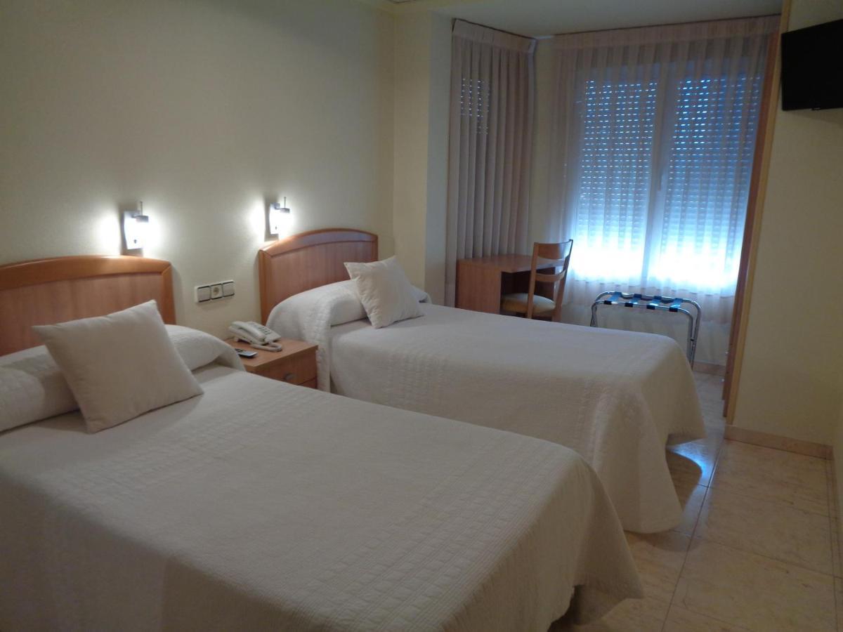Hostal El Retiro Almoradí エクステリア 写真