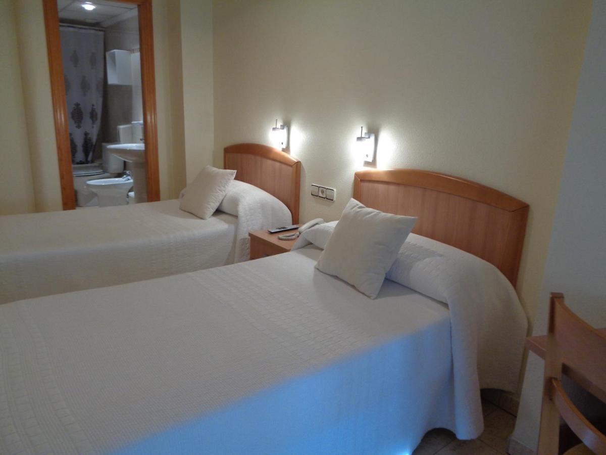 Hostal El Retiro Almoradí エクステリア 写真